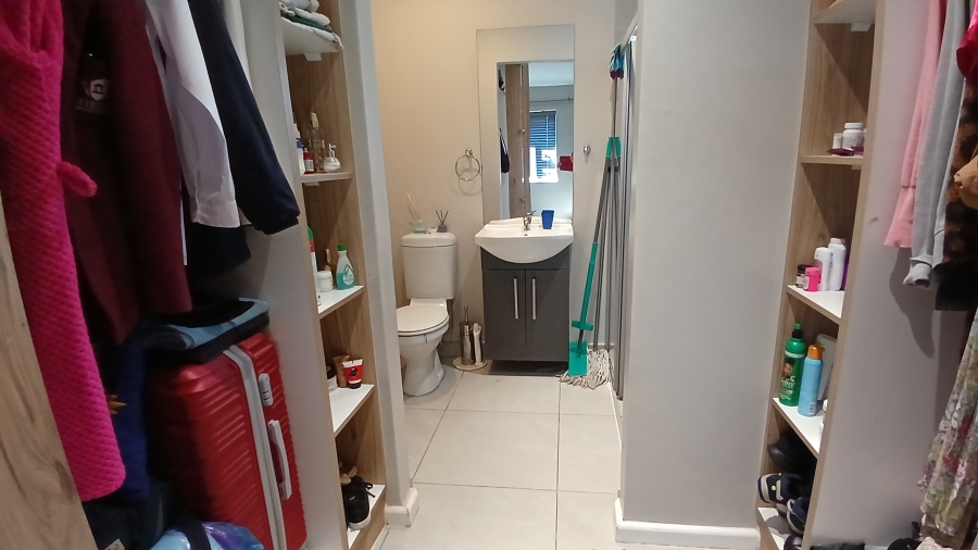 To Let 3 Bedroom Property for Rent in Fairview Eastern Cape